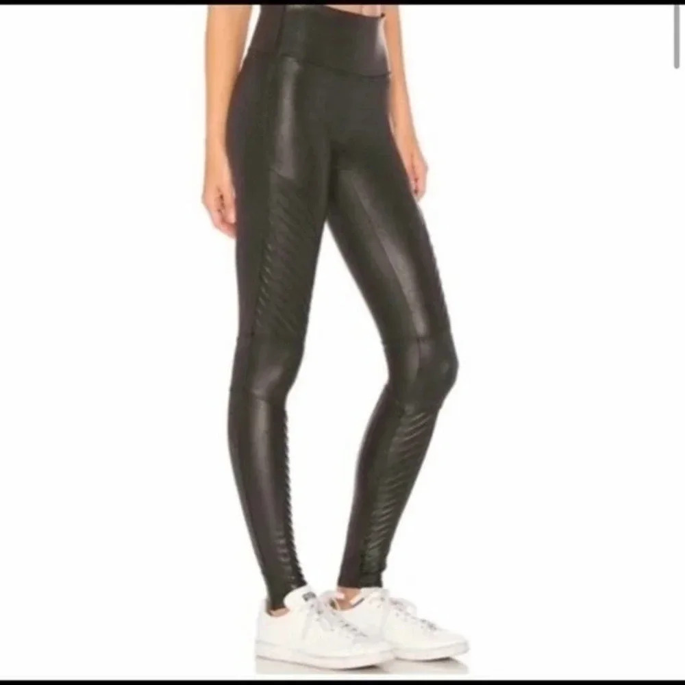 Spanx Moto Faux Leather Leggings Size Small B797 - Picture 4 of 8